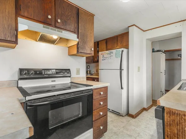 $100,000 | 13514 Northeast Winslow Road, Winslow, IL 61089