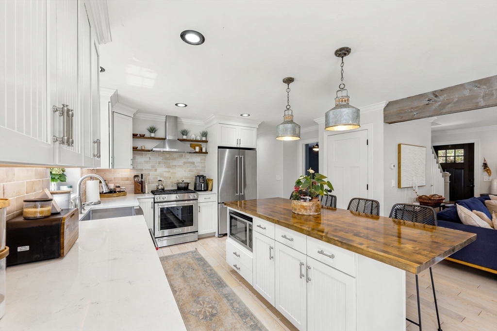 55 Gilbert Road Southampton, MA 01073 - Photo 8 of 42