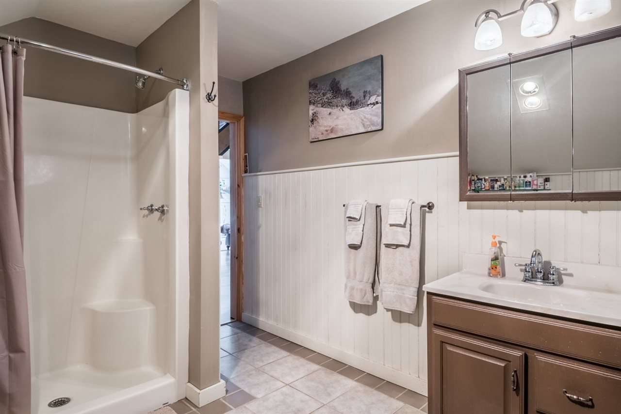 311 Mt Cleveland Road Bethlehem, NH 03574 - Photo 12 of 38