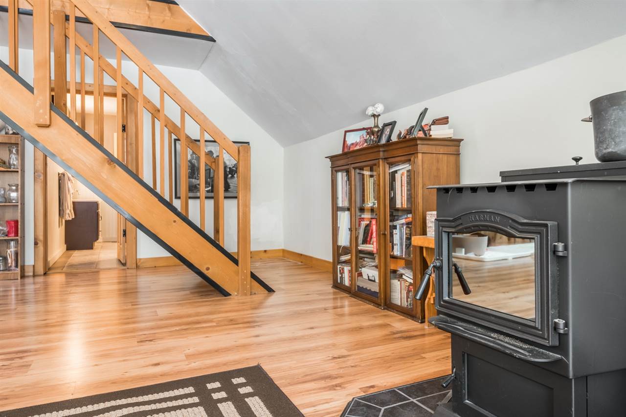 311 Mt Cleveland Road Bethlehem, NH 03574 - Photo 5 of 38