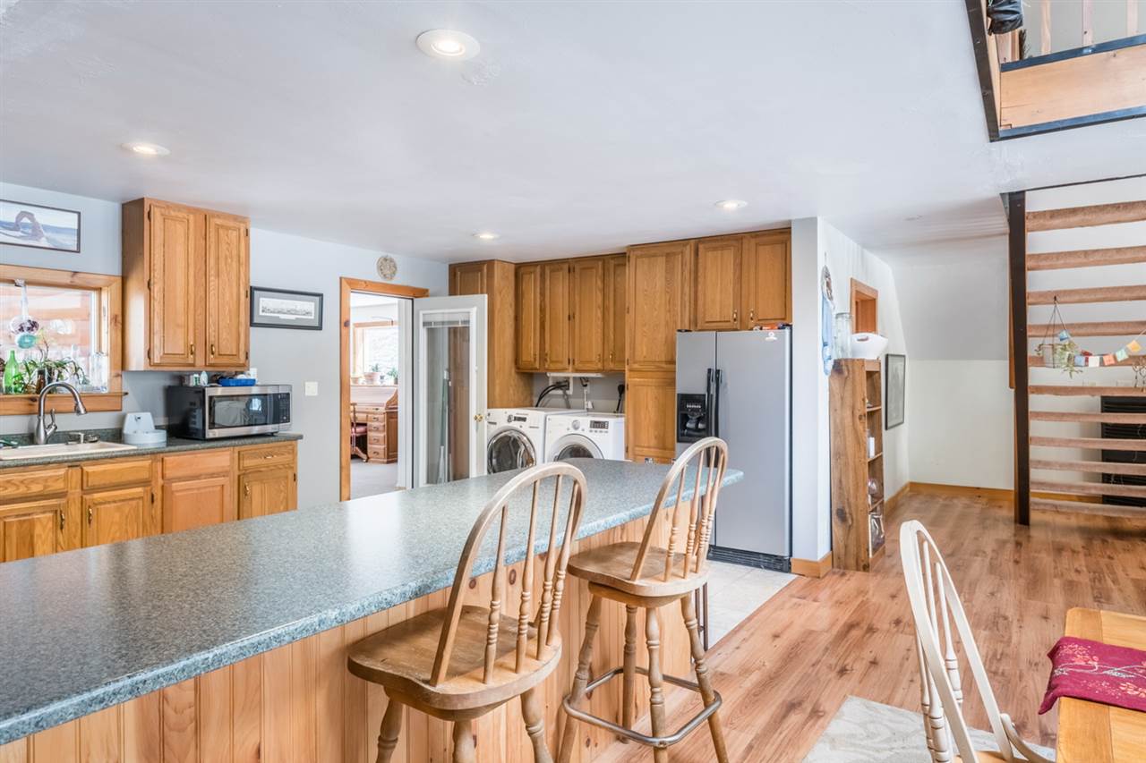 311 Mt Cleveland Road Bethlehem, NH 03574 - Photo 8 of 38