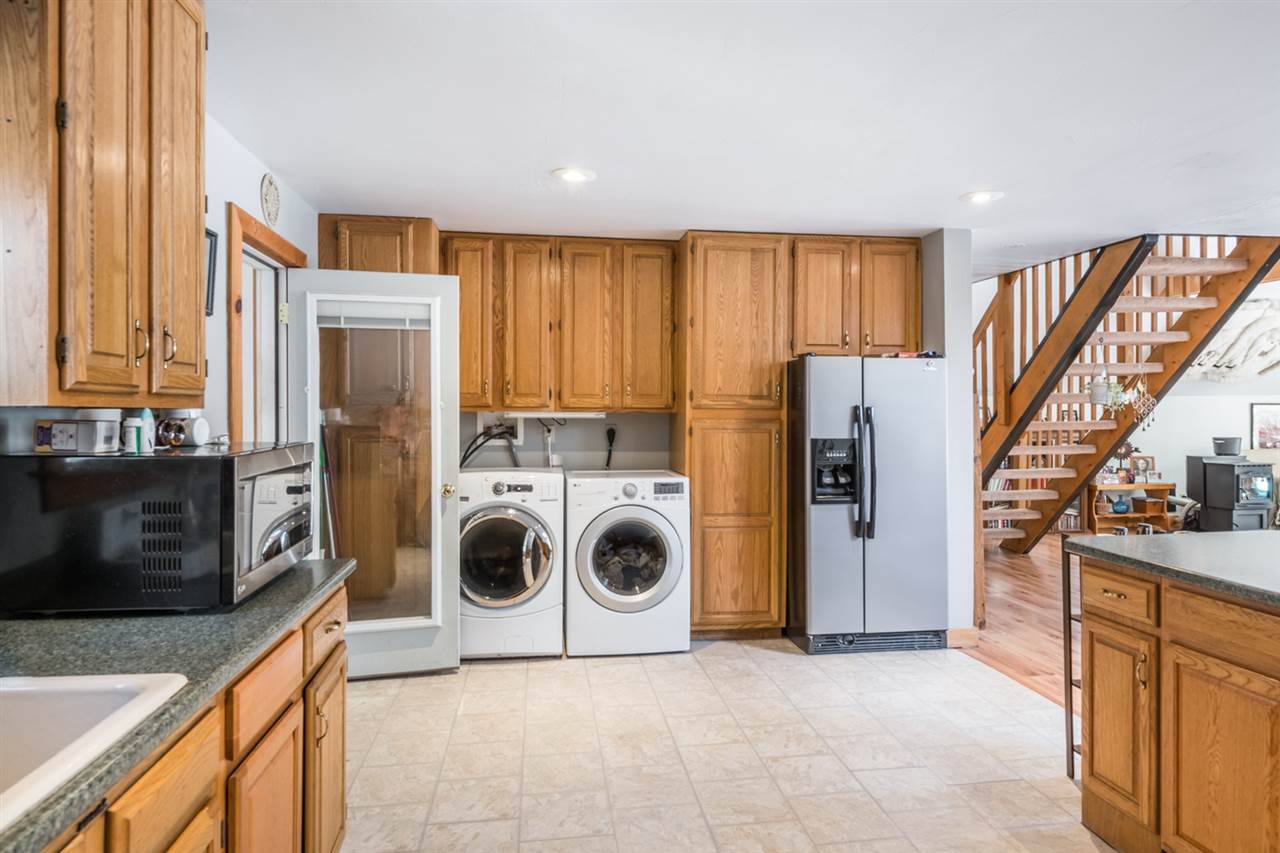 311 Mt Cleveland Road Bethlehem, NH 03574 - Photo 10 of 38