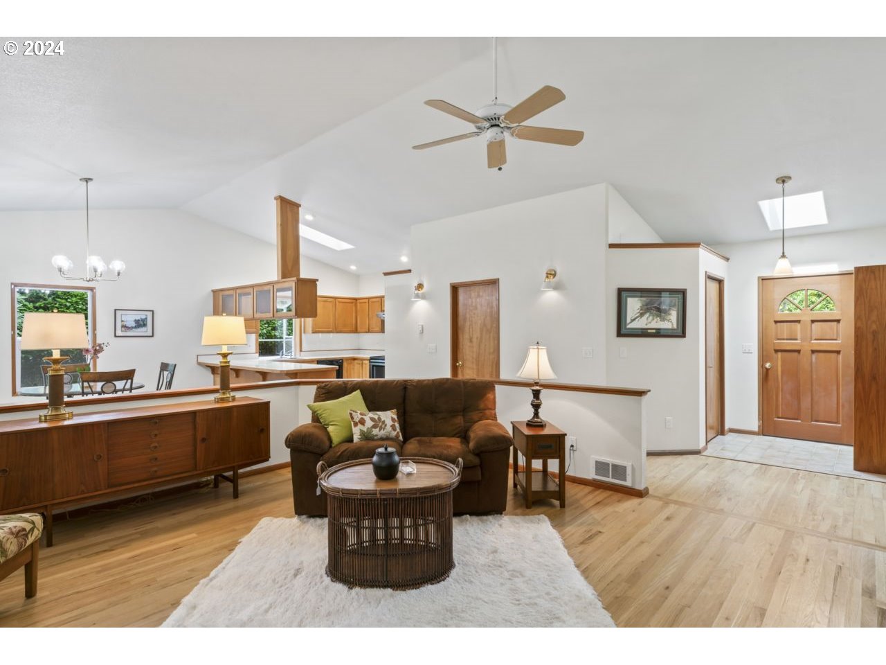4801 Dier Way Florence, OR 97439 - Photo 10 of 45 Gallery Image 10