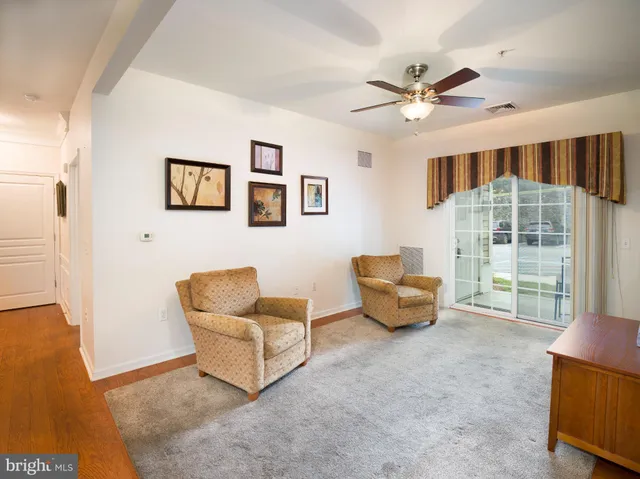 $285,000 | 411 Creekside Drive, Brookhaven, PA 19015