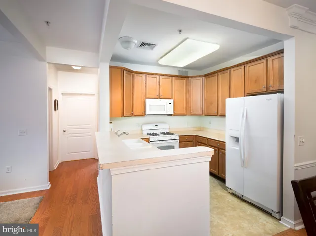 $285,000 | 411 Creekside Drive, Brookhaven, PA 19015