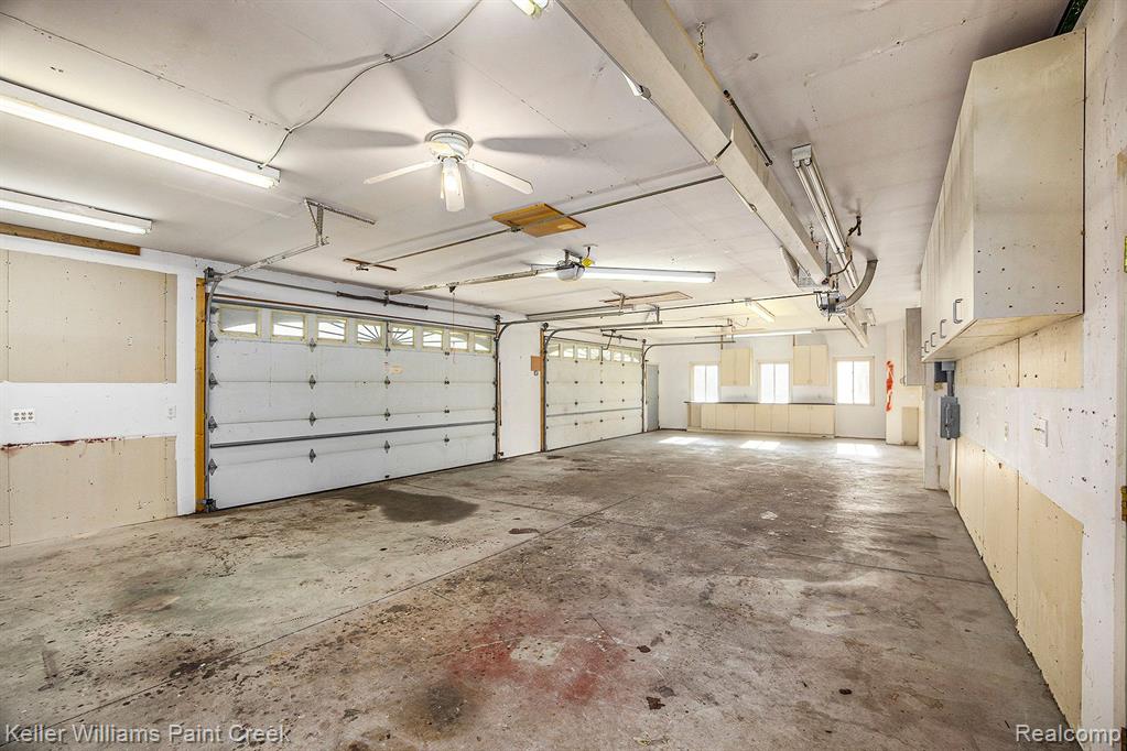 3021 Avon Manor Road Rochester Hills, MI 48307 - Photo 19 of 36