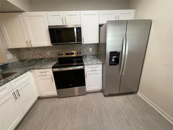 $1,800 | 6004 Portsdale Place, Unit 101, Riverview, FL 33578