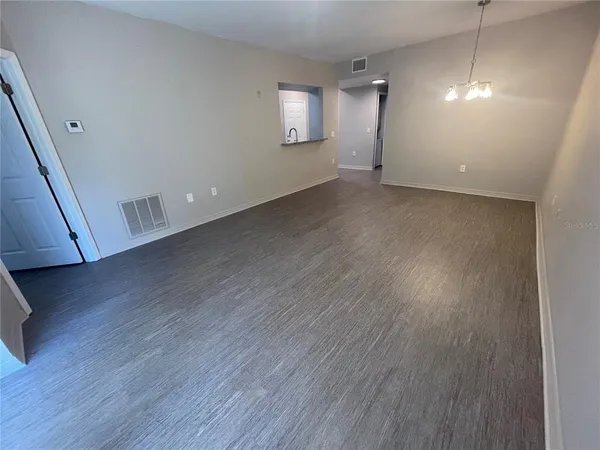 $1,800 | 6004 Portsdale Place, Unit 101, Riverview, FL 33578