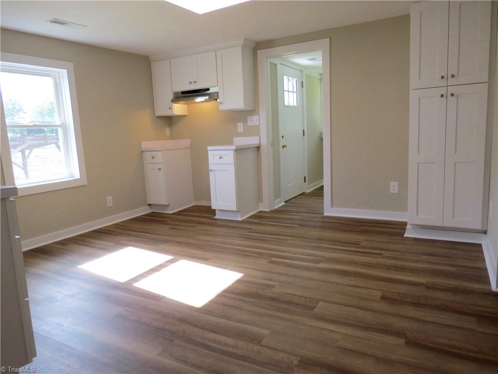 3291 Iron Works Road Reidsville, NC 27320 - Photo 5 of 20