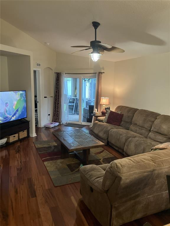 28511 Seashell Court Wesley Chapel, FL 33545 - Photo 9 of 12