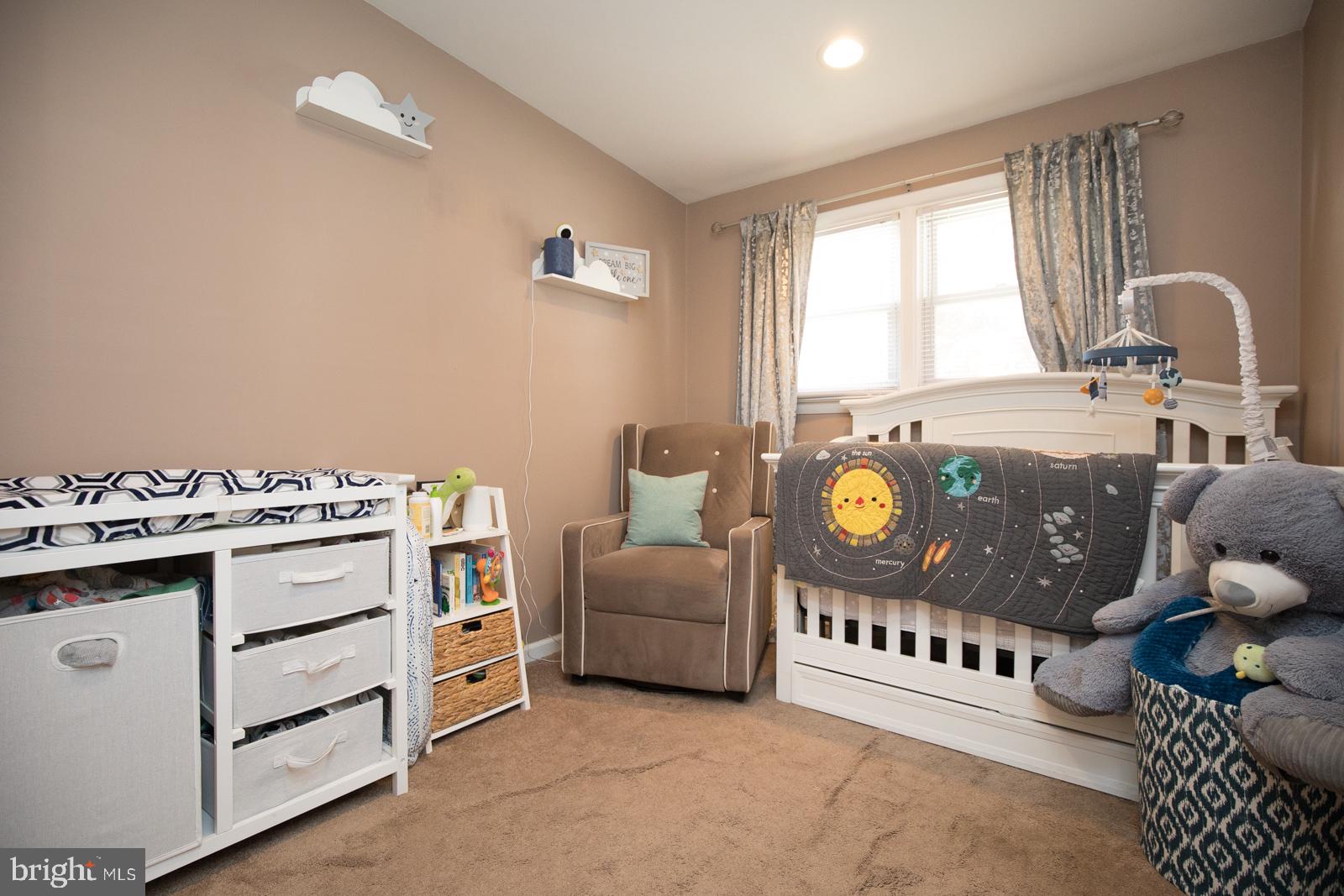 9311 Trout Road Philadelphia, PA 19115 - Photo 17 of 31