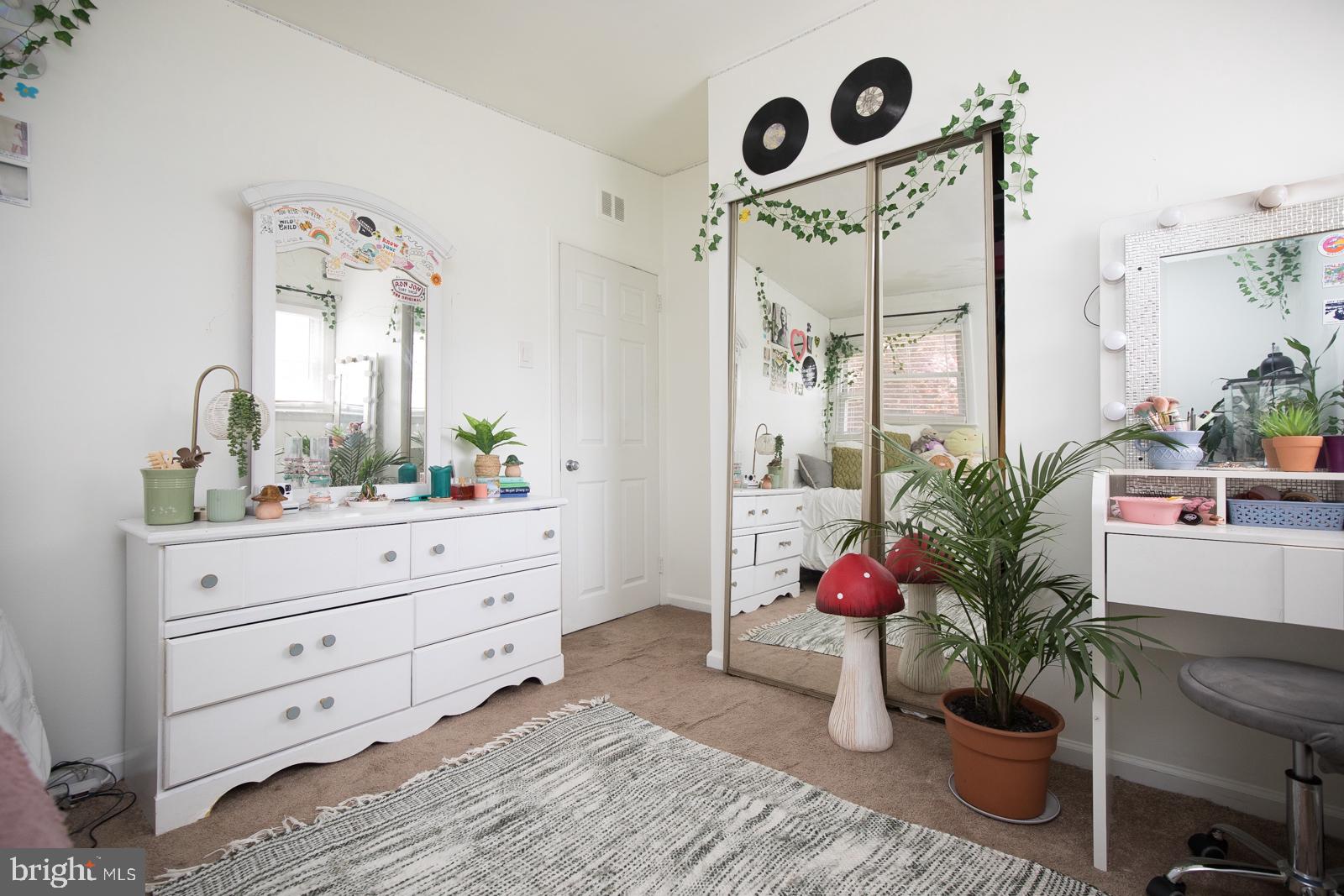 9311 Trout Road Philadelphia, PA 19115 - Photo 24 of 31
