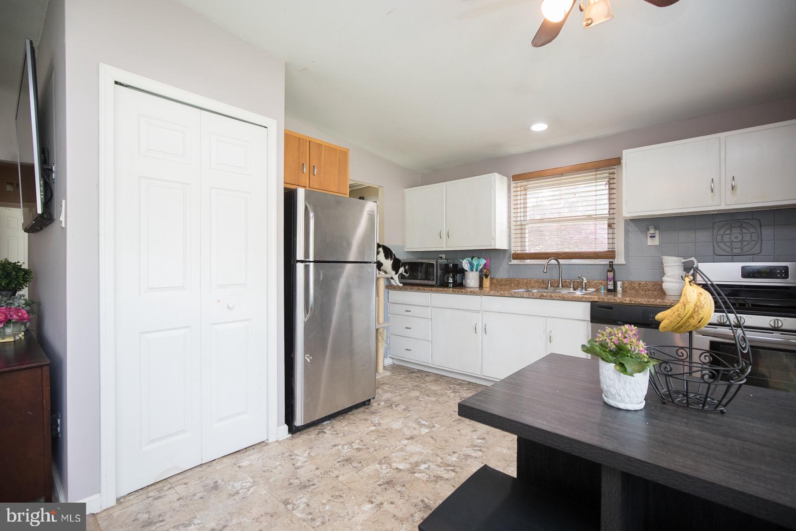 9311 Trout Road Philadelphia, PA 19115 - Photo 9 of 31
