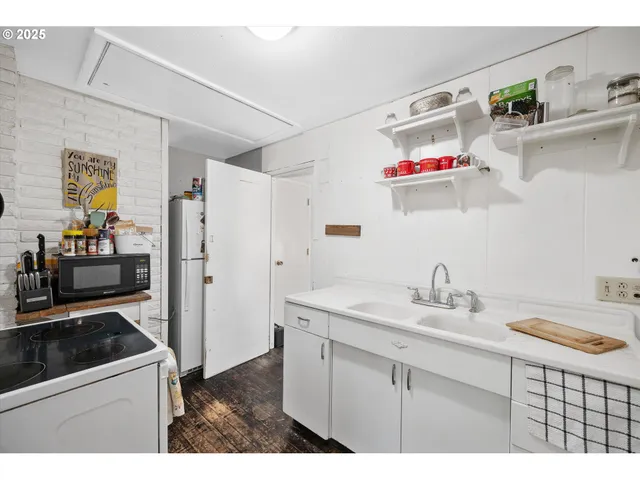 $495,000 | 64086 Nehalem Highway North, Vernonia, OR 97064