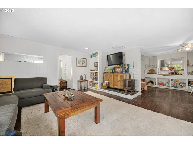 $495,000 | 64086 Nehalem Highway North, Vernonia, OR 97064