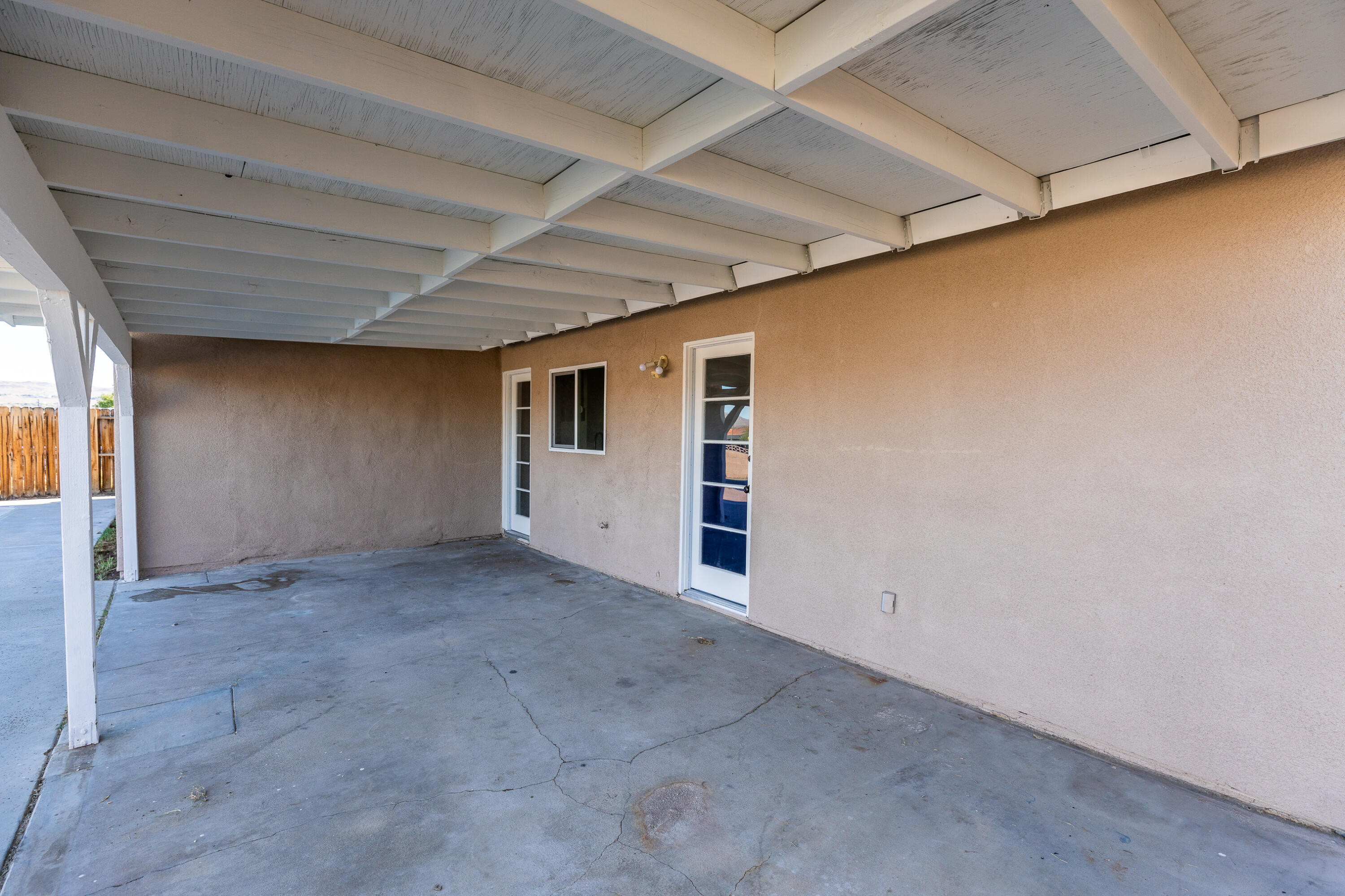 608 South Sanders Street Ridgecrest, CA 93555 - Photo 26 of 26 Covered Patio