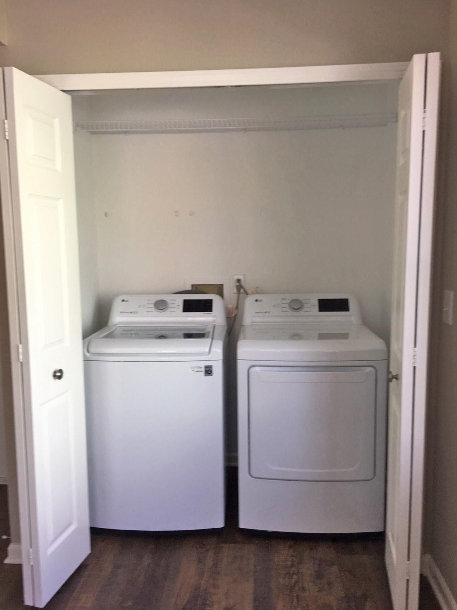1527 South Maple Road Ann Arbor, MI 48103 - Photo 11 of 29 Photo 12