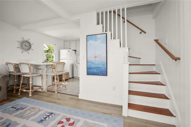 $2,600 | 333 Riverside Street, Portsmouth, RI 02871