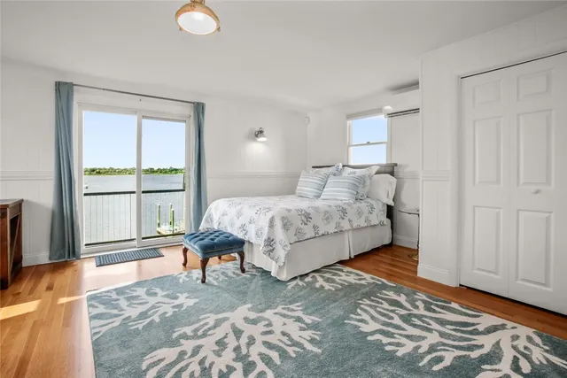 $2,600 | 333 Riverside Street, Portsmouth, RI 02871