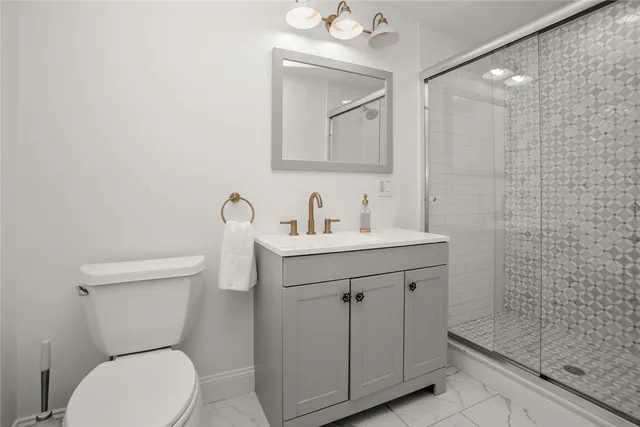 $2,600 | 333 Riverside Street, Portsmouth, RI 02871