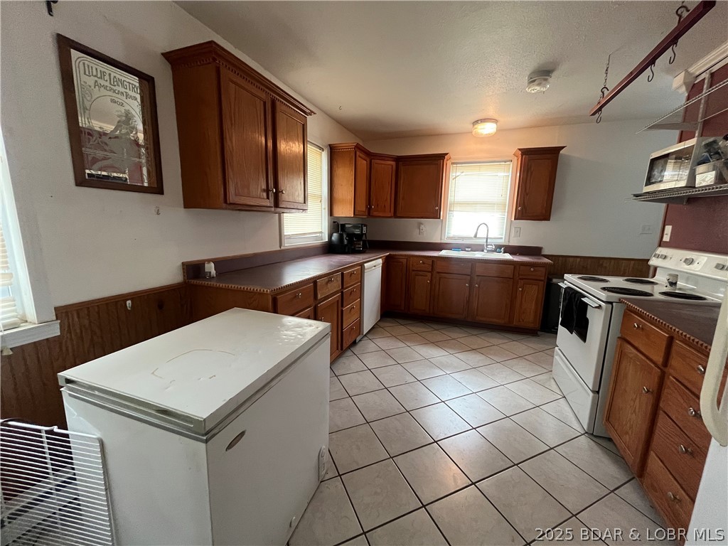 13535 Old Marvin Road Versailles, MO 65084 - Photo 6 of 14