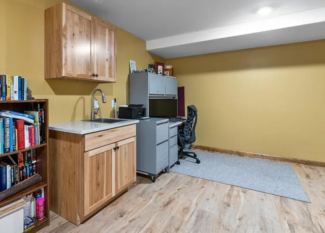 $485,000 | 423 Fernwood Lane, Muskegon, MI 49442