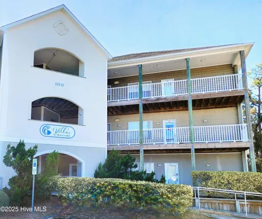 $271,900 | 100 Lighthouse Lane, Unit D3, Cedar Point, NC 28584
