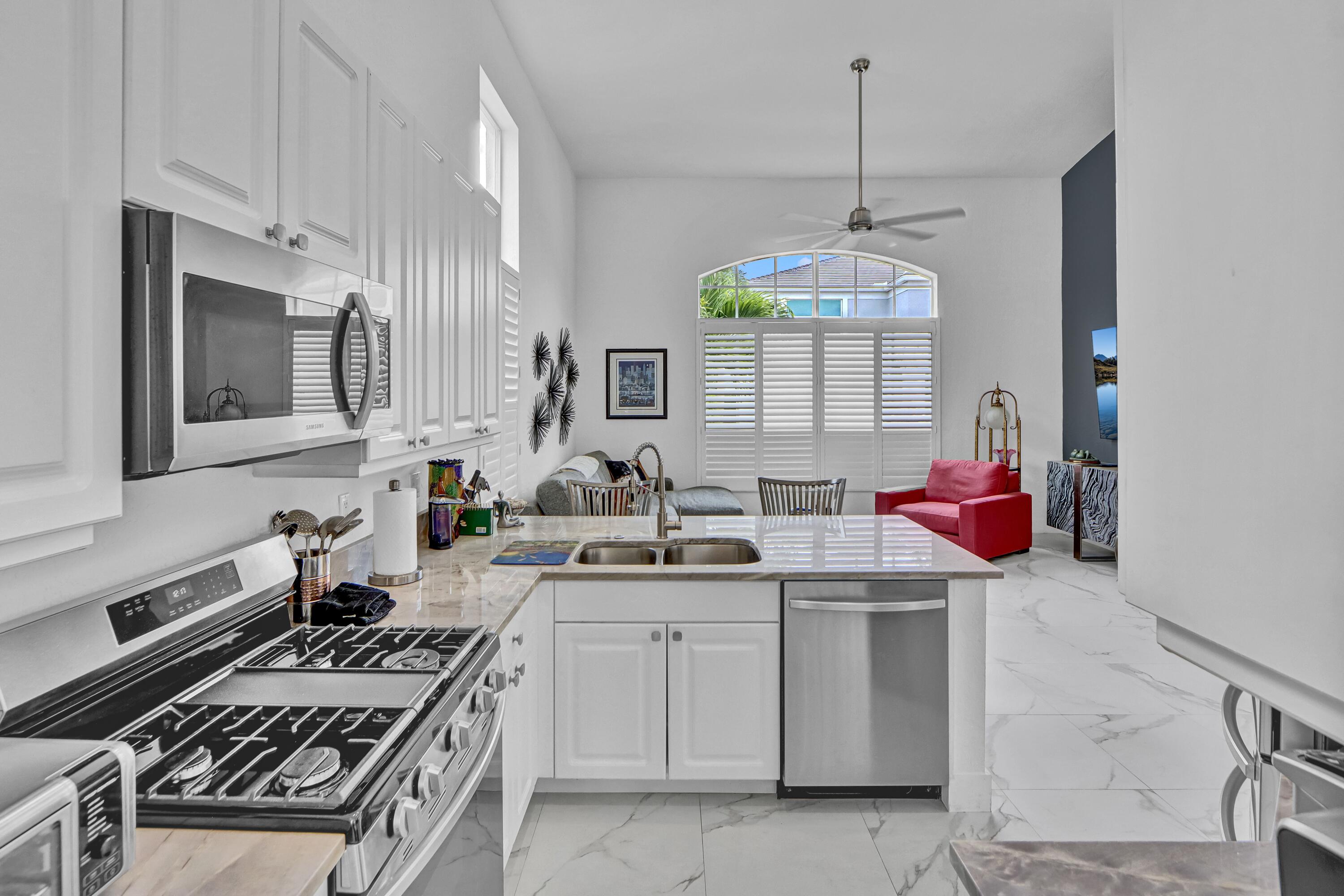 4265 Northwest 65th Road Boca Raton, FL 33496 - Photo 6 of 44 Kitchen - 2
