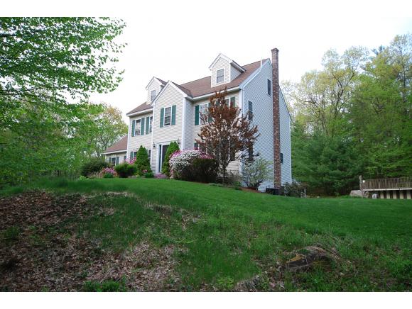 22 Mountain Road Brookline, NH 03033 - Photo 2 of 26
