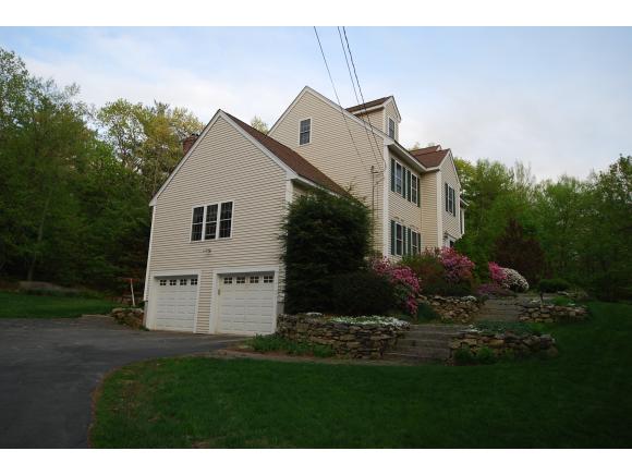 22 Mountain Road Brookline, NH 03033 - Photo 3 of 26