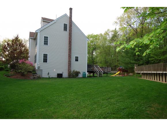 22 Mountain Road Brookline, NH 03033 - Photo 4 of 26