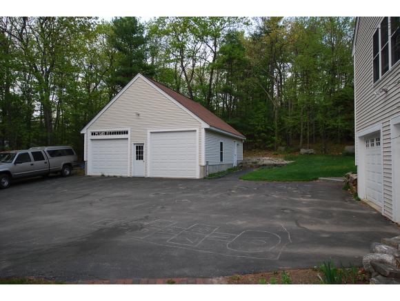 22 Mountain Road Brookline, NH 03033 - Photo 7 of 26