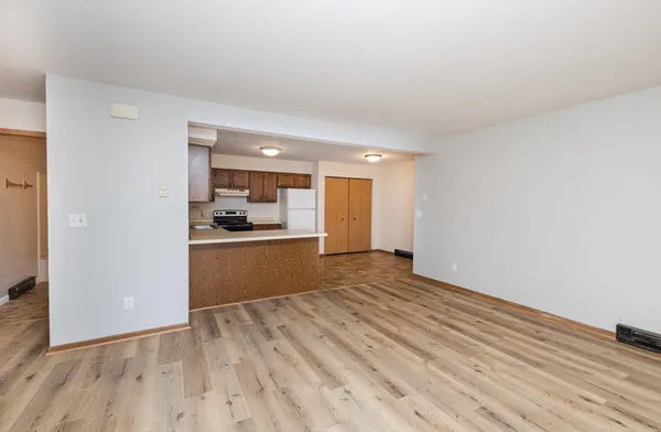 $1,350 | 603 Bakertown Drive, Unit A, Sullivan, WI 53178