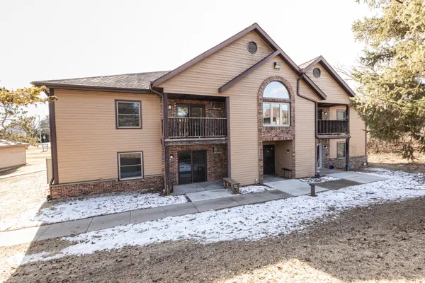 $1,350 | 603 Bakertown Drive, Unit A, Sullivan, WI 53178