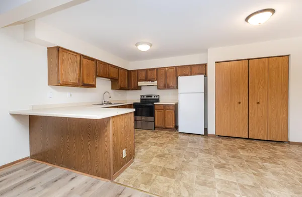 $1,350 | 603 Bakertown Drive, Unit A, Sullivan, WI 53178