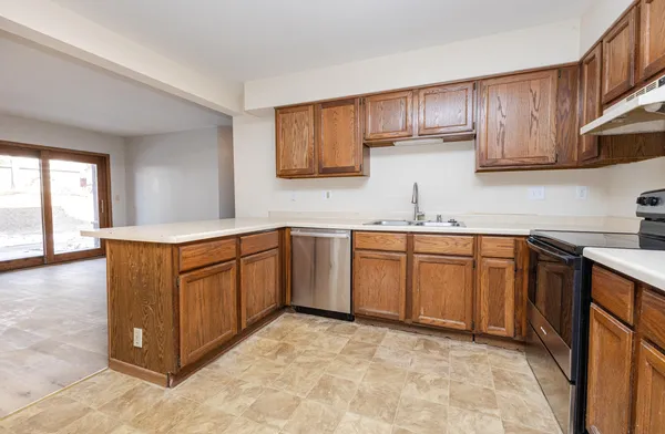 $1,350 | 603 Bakertown Drive, Unit A, Sullivan, WI 53178