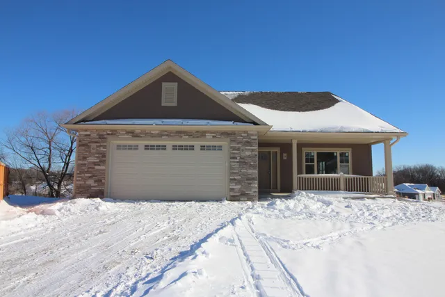$563,900 | 912 Fairway Drive, Twin Lakes, WI 53181