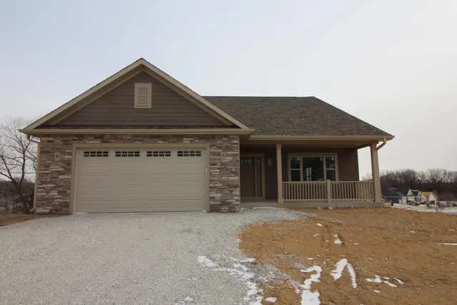 $563,900 | 912 Fairway Drive, Twin Lakes, WI 53181