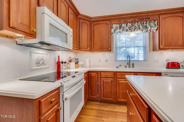 $395,000 | 3315 Martindale Drive, Johnson City, TN 37601