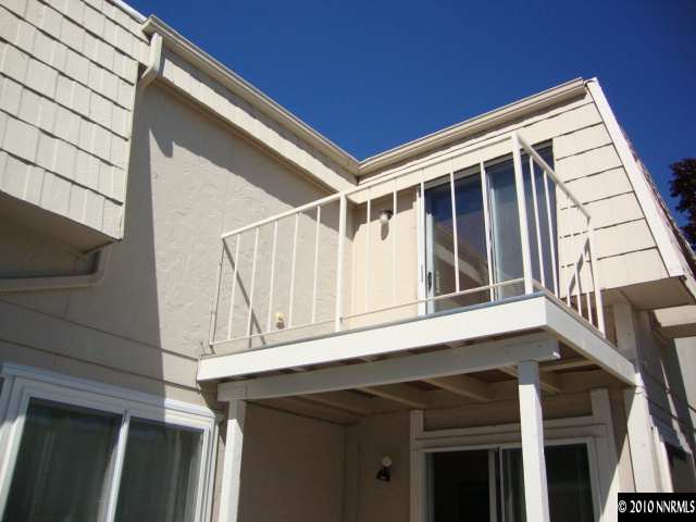7580 Bluestone Drive Reno, NV 89511 - Photo 3 of 12 Photo 3
