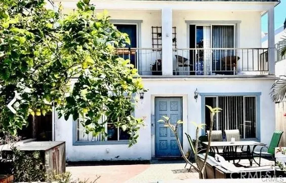 a view of outdoor space yard and patio