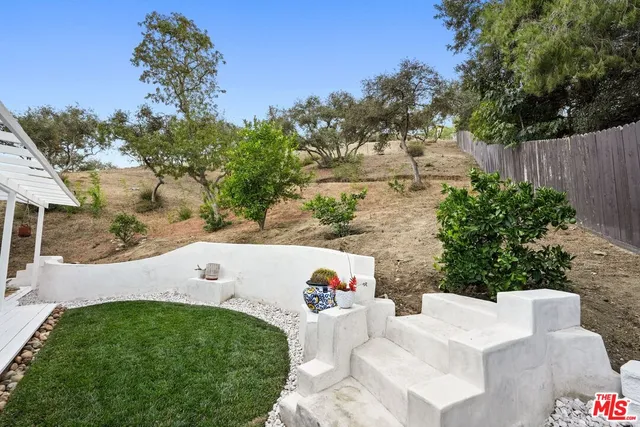 $1,599,000 | 2365 Old Topanga Canyon Road, Topanga, CA 90290