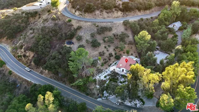 $1,599,000 | 2365 Old Topanga Canyon Road, Topanga, CA 90290