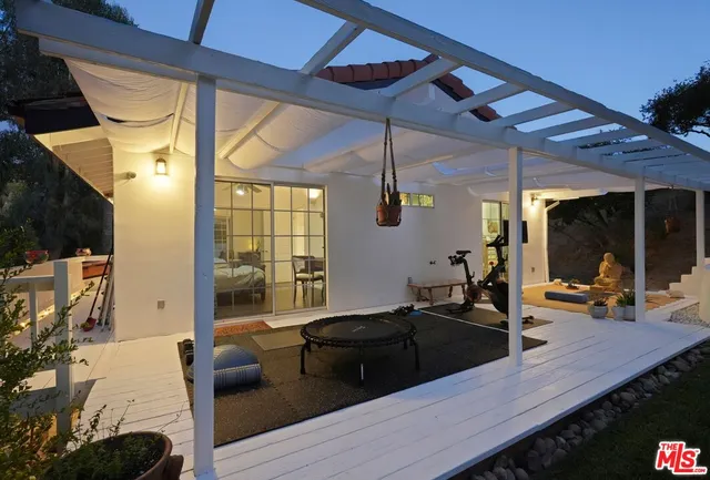 $1,599,000 | 2365 Old Topanga Canyon Road, Topanga, CA 90290