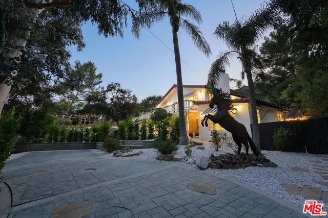 $1,599,000 | 2365 Old Topanga Canyon Road, Topanga, CA 90290