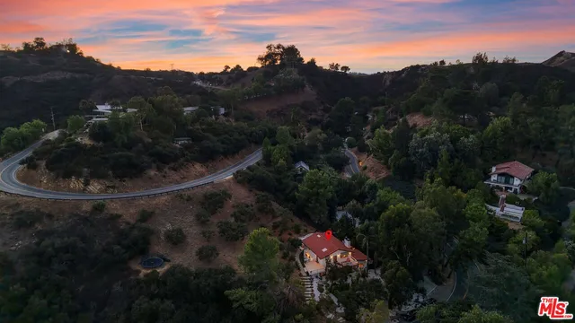 $1,599,000 | 2365 Old Topanga Canyon Road, Topanga, CA 90290