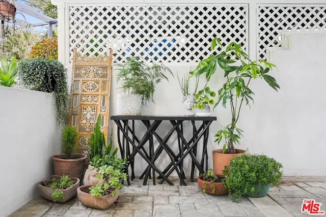 $1,599,000 | 2365 Old Topanga Canyon Road, Topanga, CA 90290