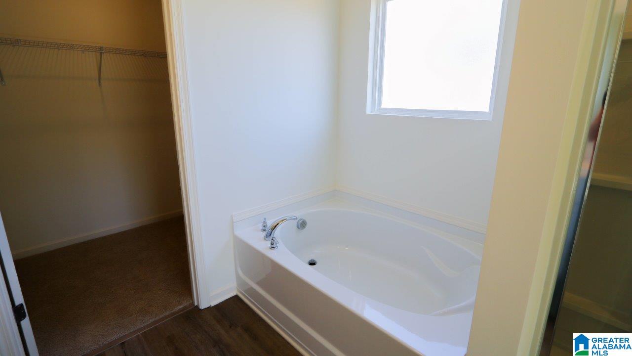 5139 Meadow Ridge Trail Bessemer, AL 35022 - Photo 18 of 36