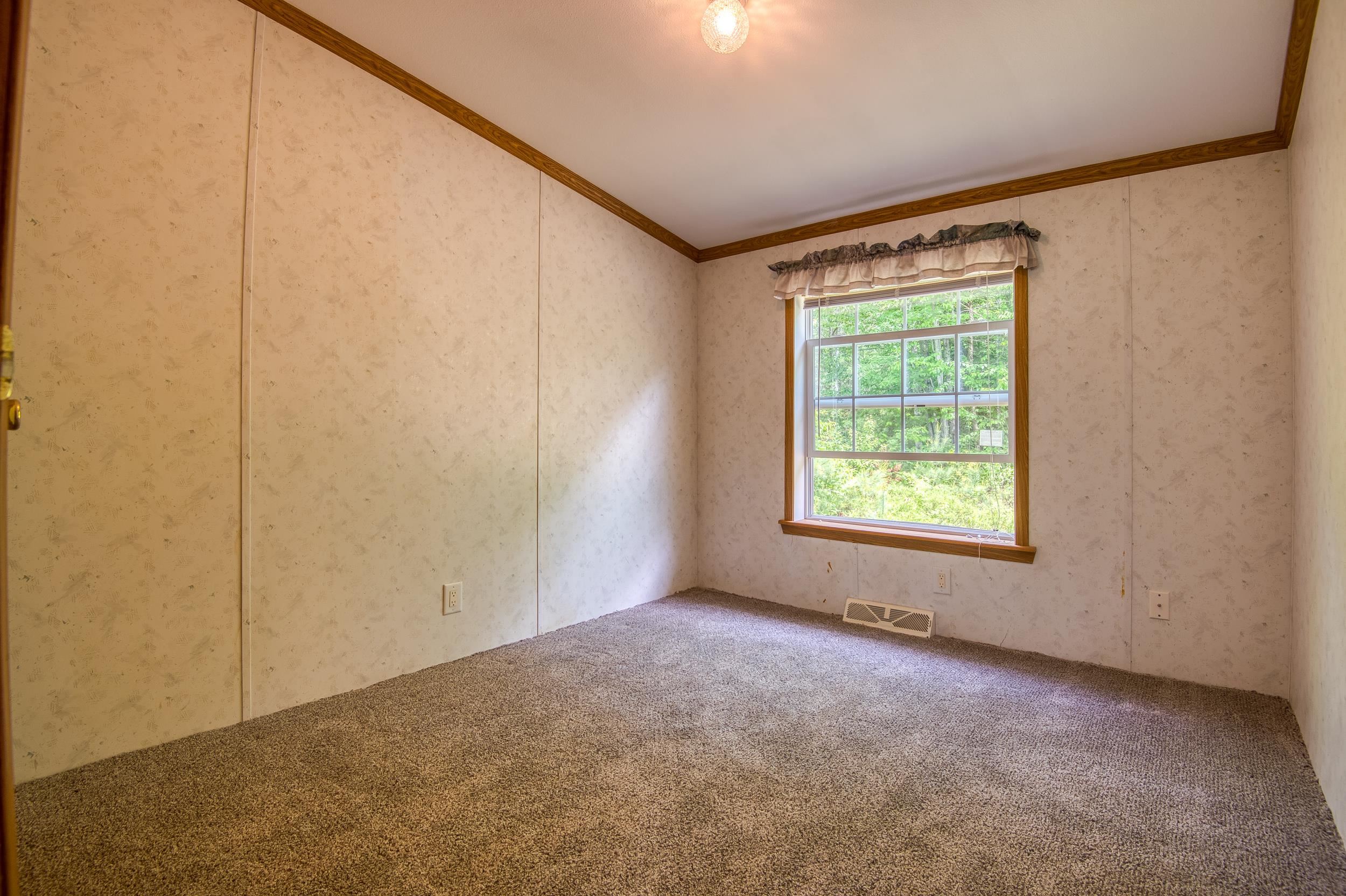 117 Whitefield Road Bethlehem, NH 03574 - Photo 12 of 23