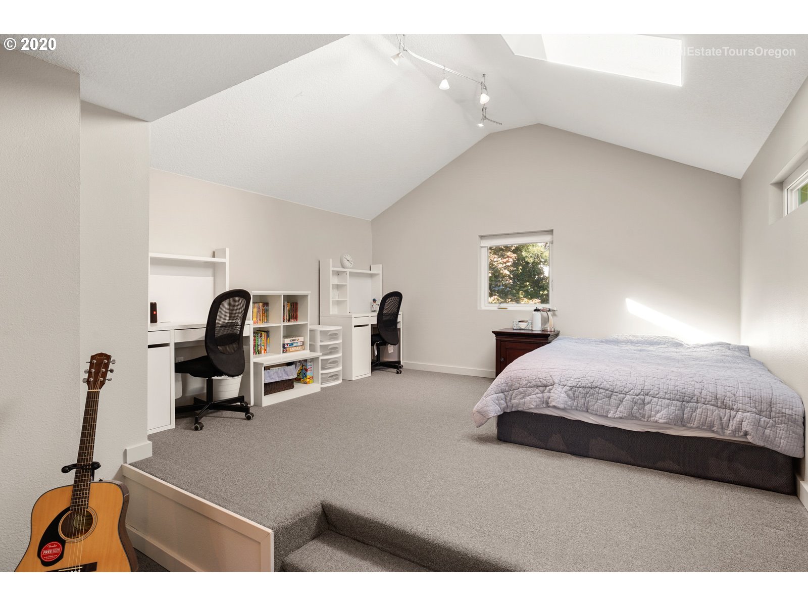 100 Kingsgate Road Lake Oswego, OR 97035 - Photo 24 of 32 Gallery Image 24